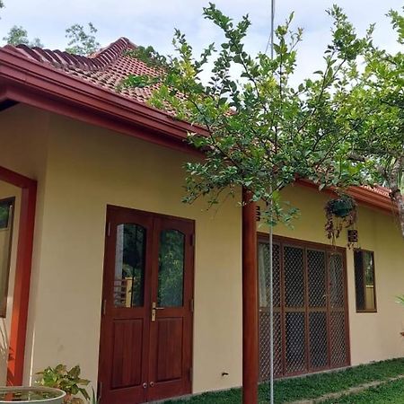 El-Nivasa Villa In Weligama Eksteriør billede